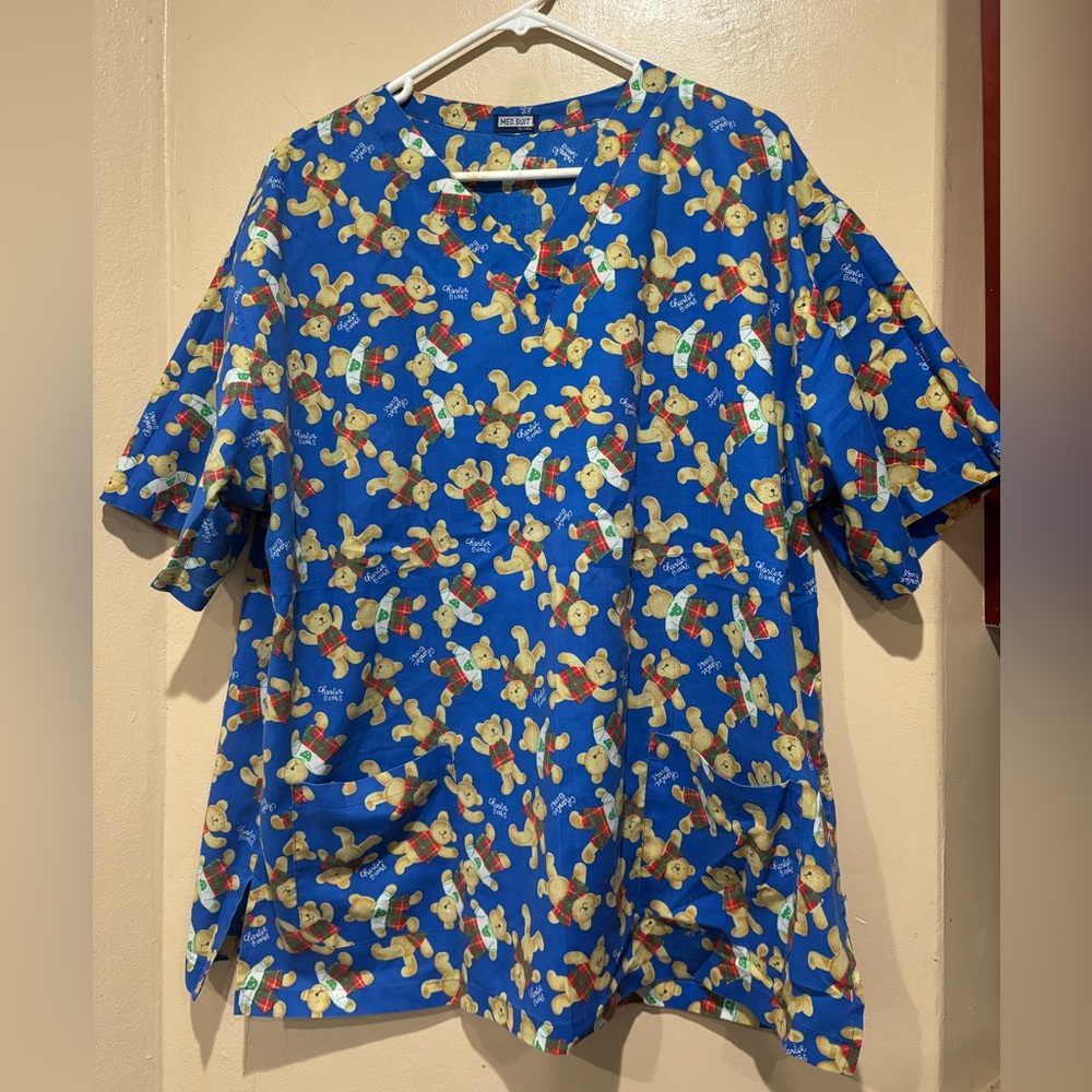 Scrub Top with Teddy Bear Pattern